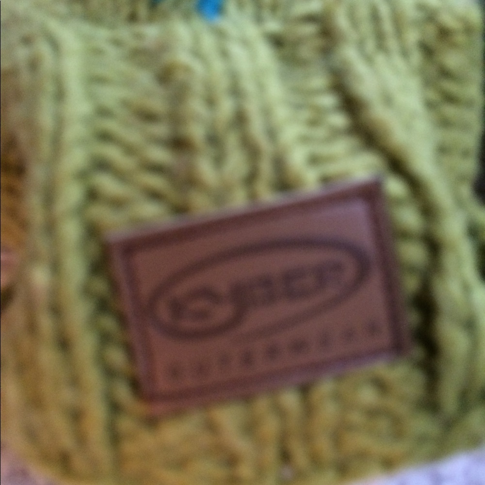 Women's Winter hat and mittens