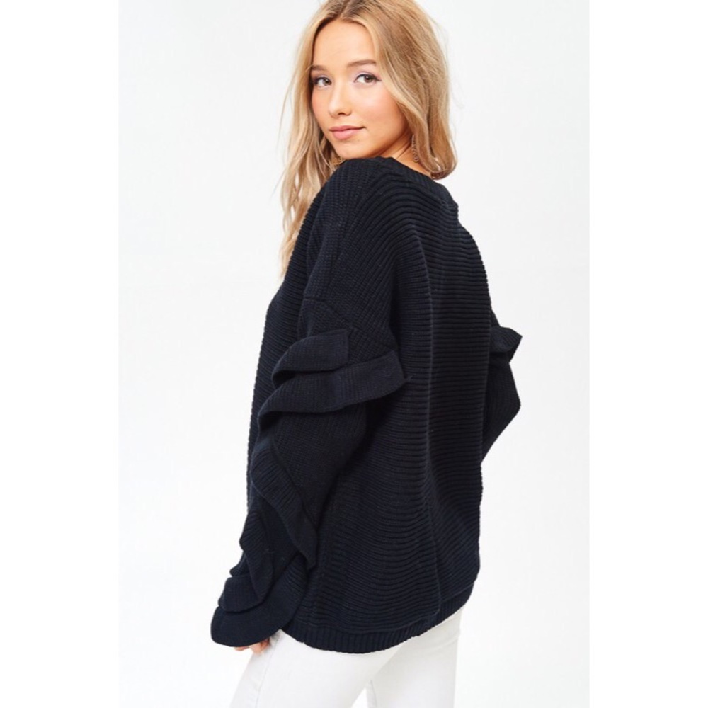 >>LAST<< Sabel Ruffle Sleeve Sweater - Black - Picture 5 of 6