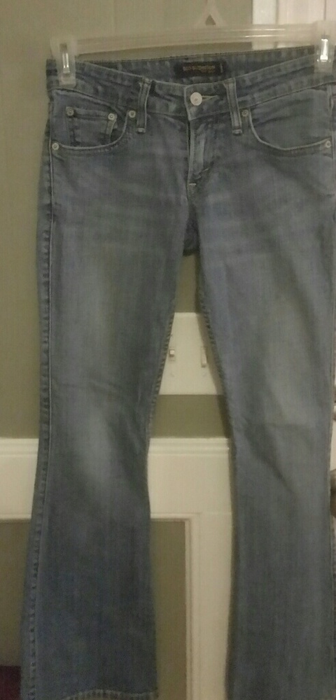 Boot cut jeans