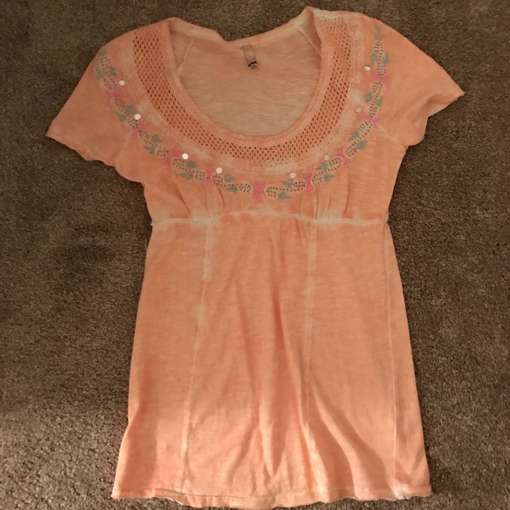 Free people t shirt