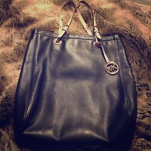 Michael kors tote shoulder bag