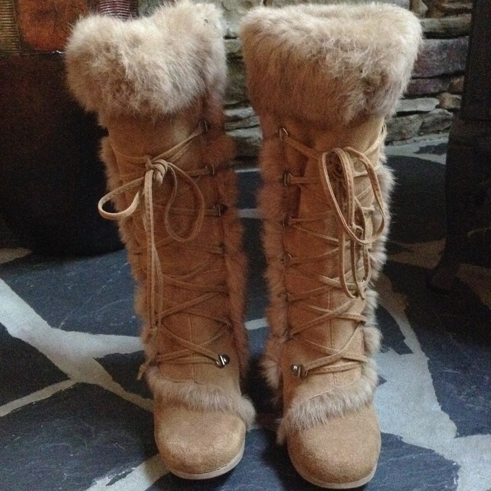 BearPaw Boots