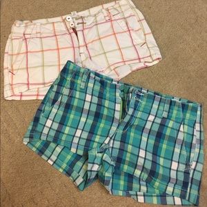 2 pairs shorts.