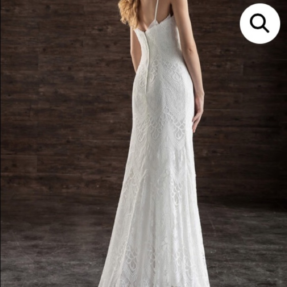 Wedding dress up to size 28