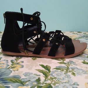 DOLCE VITA Valen Black Suede Gladiator Sandals 7