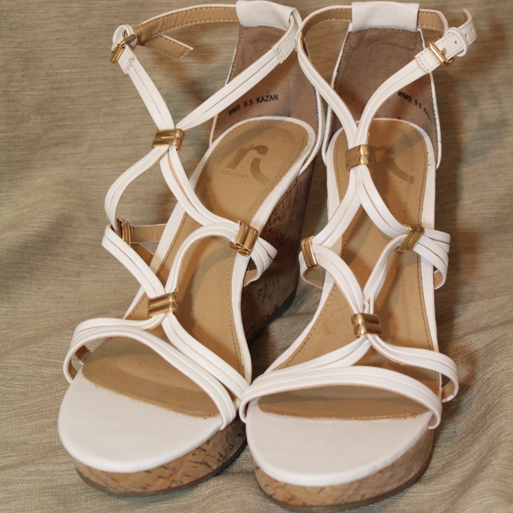 LIKE NEW White Wedge Heels