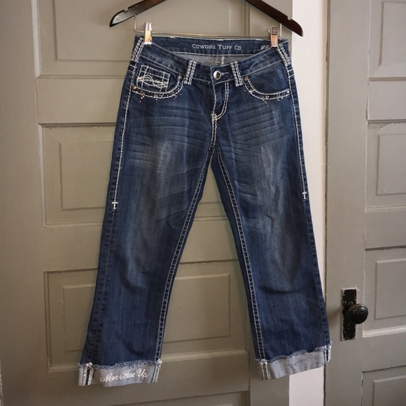 Cowgirl tuff capri jeans Clearance