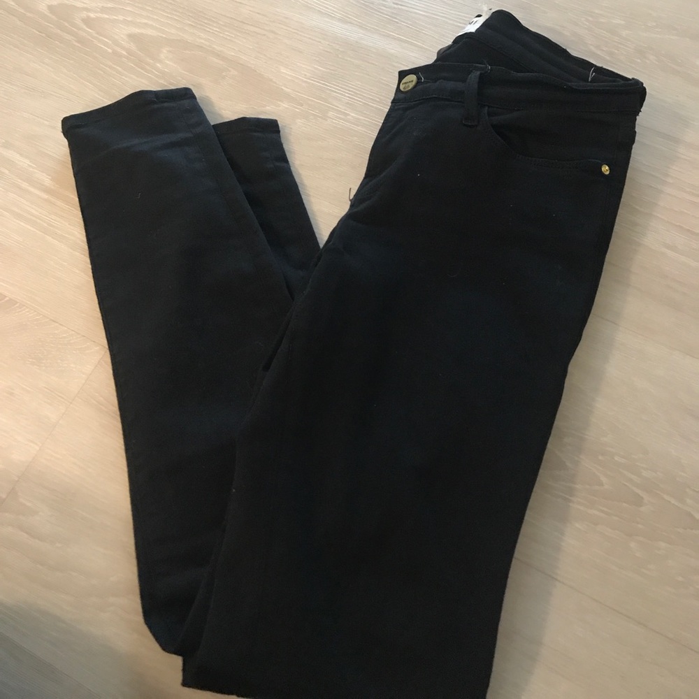 Frame black skinny jean
