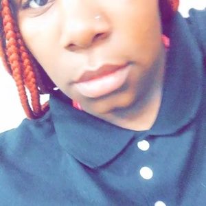 Meet your Posher, Tenasha