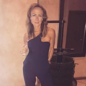 Meet your Posher, Plinia