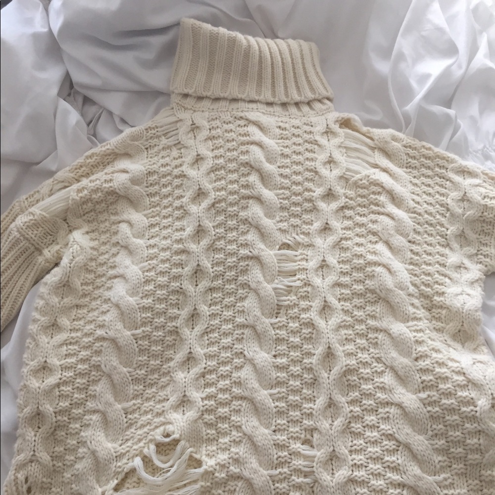 NWOT Knitted sweater