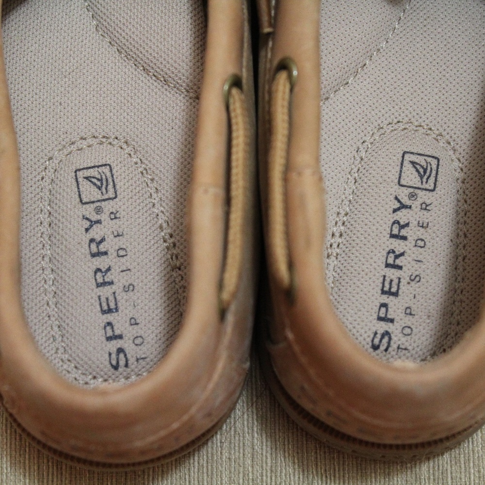 LIKE NEW Sperry's Top-siders - Picture 2 of 2