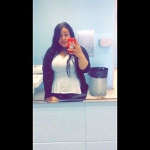 Meet your Posher, Maribel