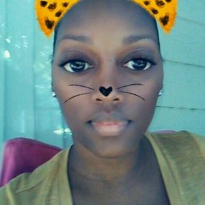 Meet your Posher, Lashundra