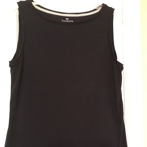 Sleeveless shirt