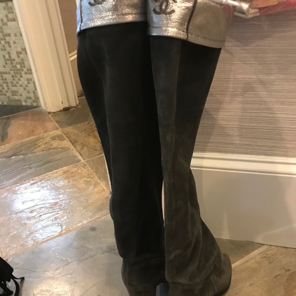 Boots - Picture 1 of 3