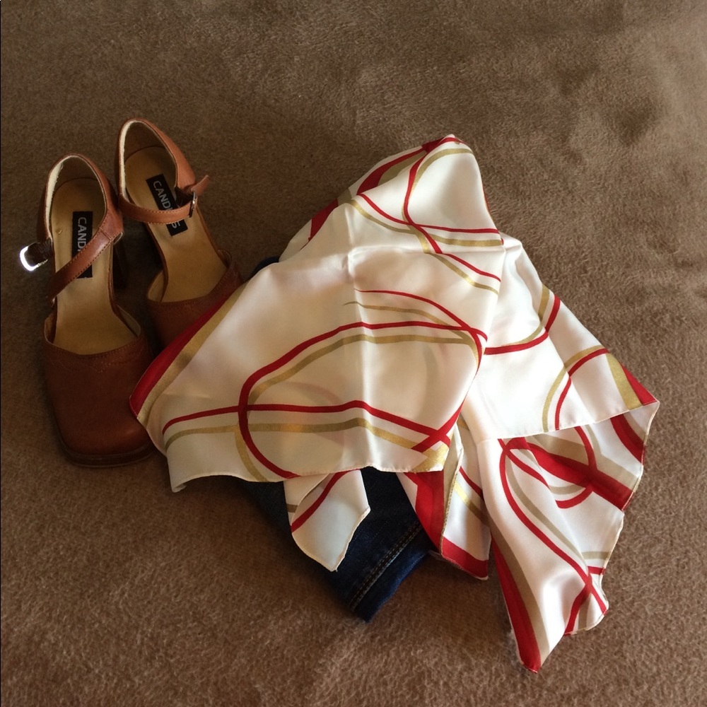 Vintage Italian made Avon scarf