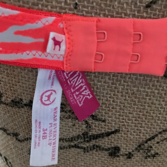 VS PINK Bra - Picture 3 of 3