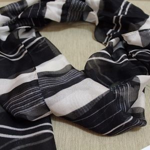 Black and White Scarf