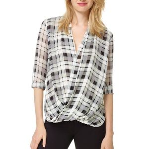 Aritzia Wilfred Beau Blouse in Gingham