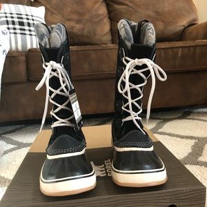 New Sorel Joan of Arctic Knit II Black 10.5