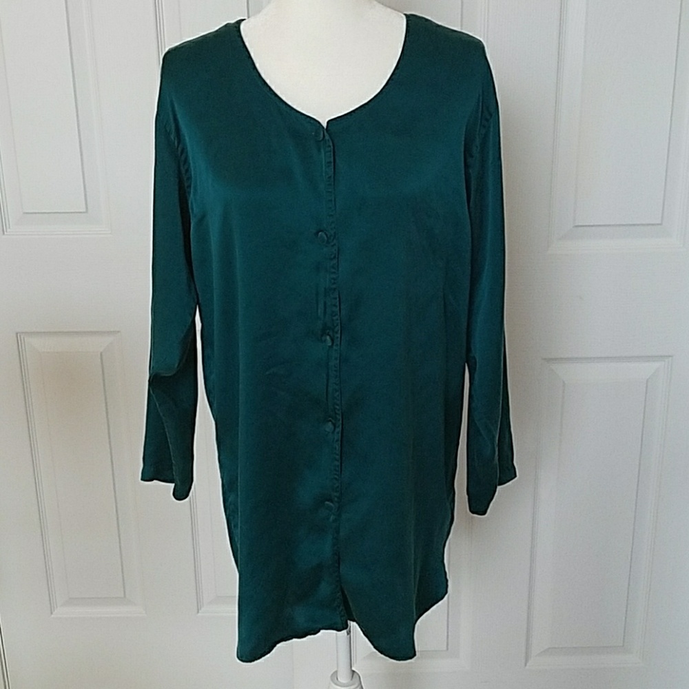 Victoria's secret emerald green nightshirt