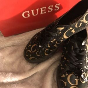 Guess Sneakers
