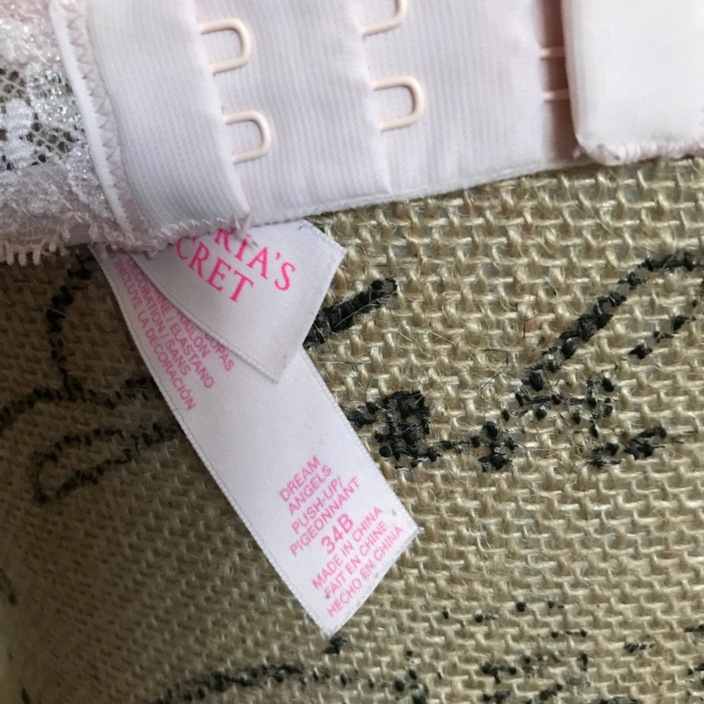 VS Bra - Picture 2 of 3