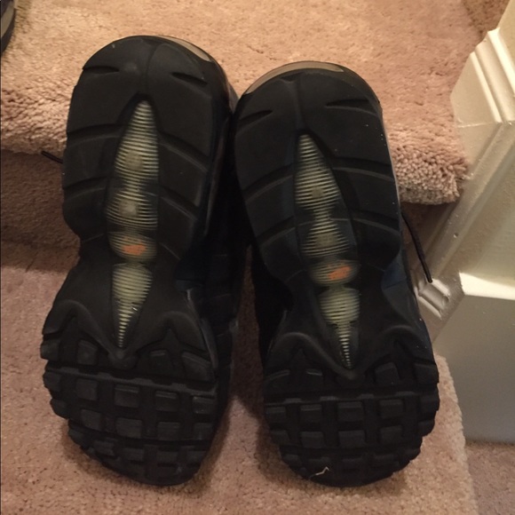 Air Max's - Picture 3 of 3