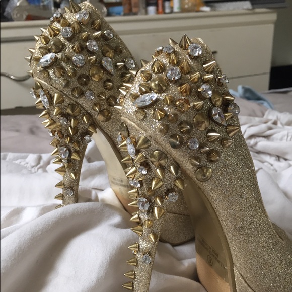 Posh Shoes - Beautiful Posh spikes and crystals glittery heels
