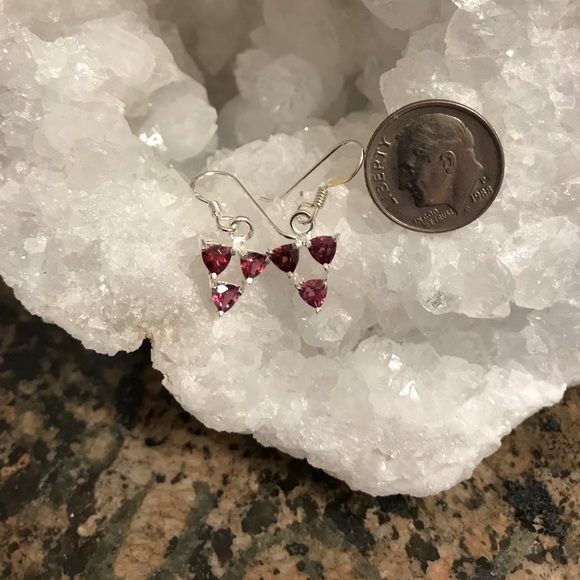 STERLING SILVER RASPBERRY RHODOLITE GARNET EARRING - Picture 2 of 7