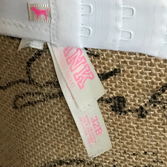 VS PINK Bra - Picture 2 of 3