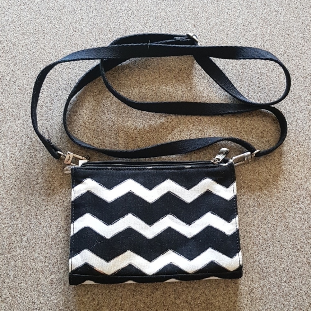Thirty one crossbody