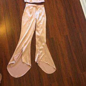 Fashionable pants and top