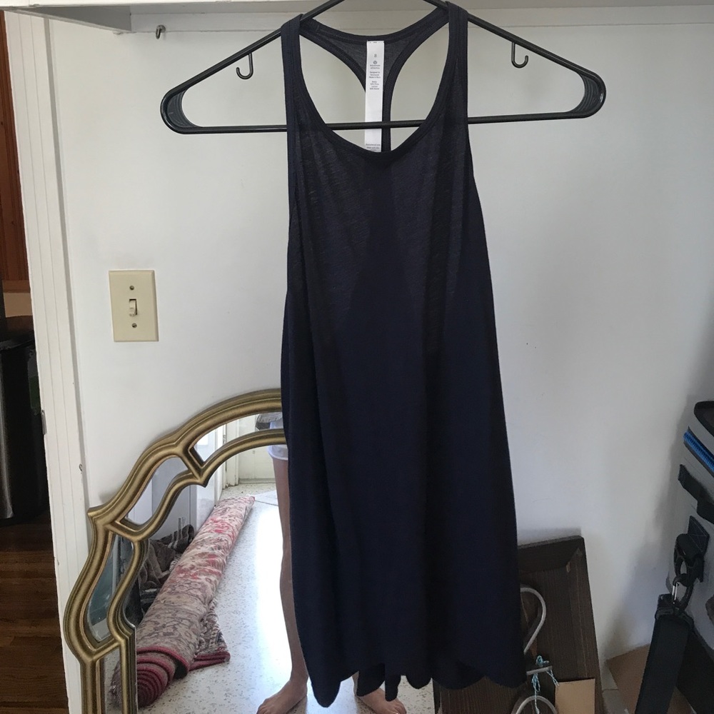 Lululemon navy tank