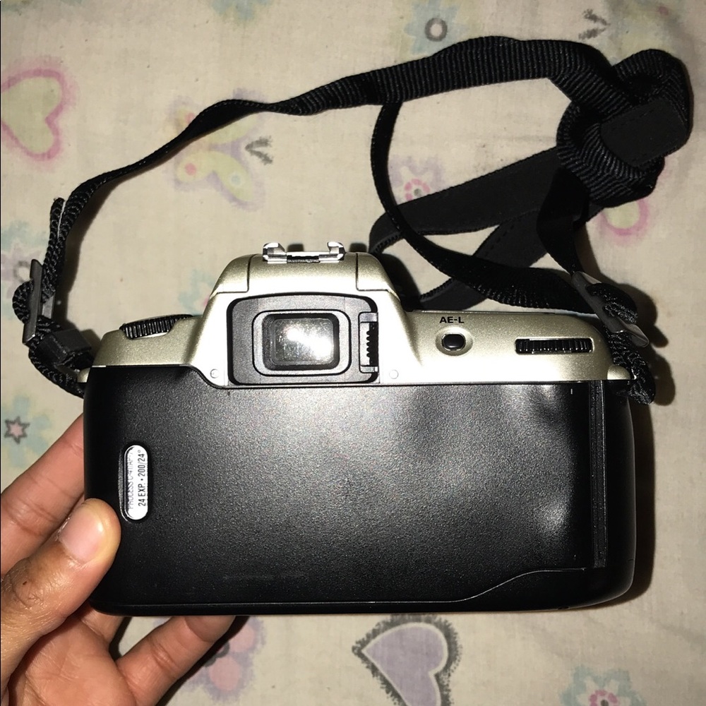 Nikon camera - Picture 2 of 6