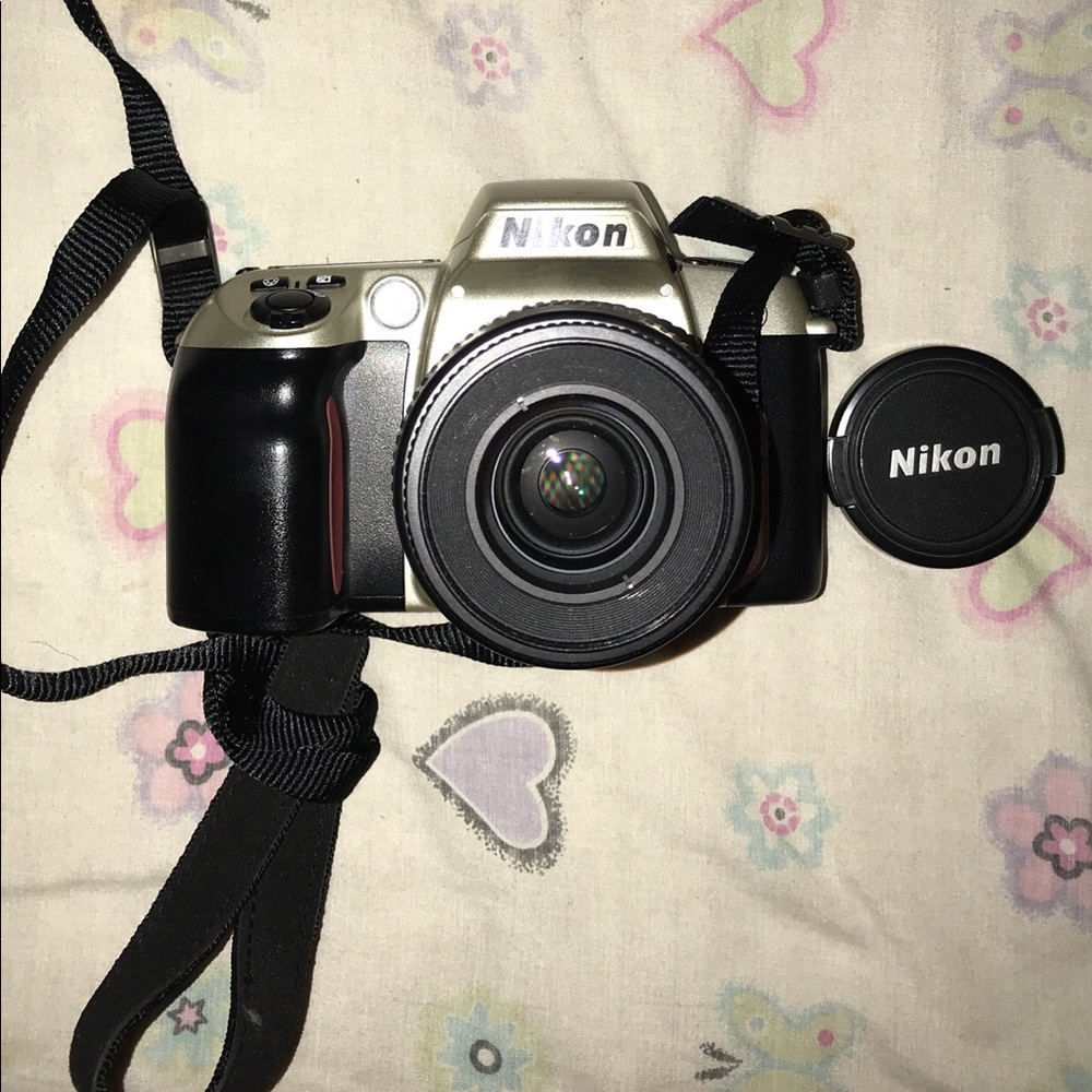 Nikon camera - Picture 4 of 6