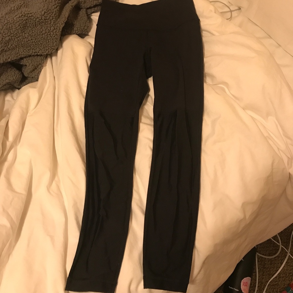 Lululemon 7/8 half luon half luxtreme Size 6