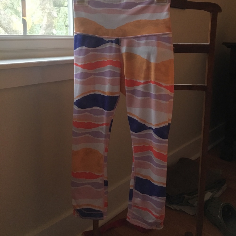 Lululemon cropped pants sz 6