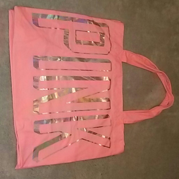 Pink by vs shoulder bag overnight bag - Picture 3 of 3
