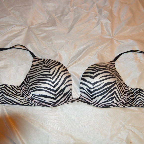 Victoria Secret PINK Push up Bra 34C Zebra - Picture 1 of 3