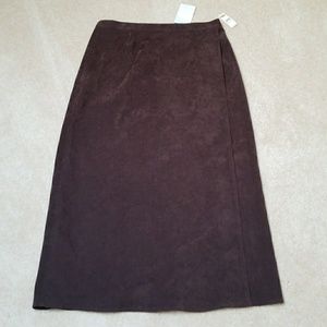 Talbots skit below the knee