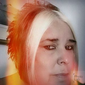 Meet your Posher, Debra