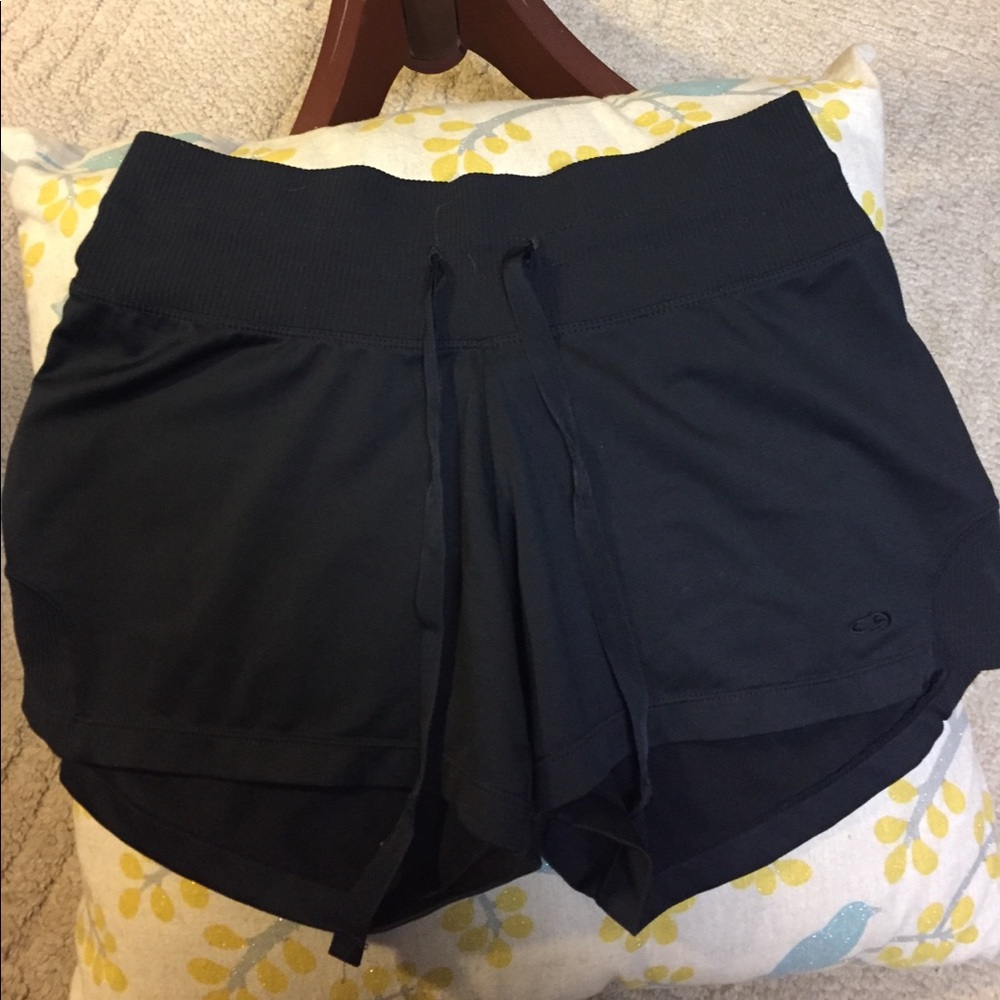 Drawstring loose spandex shorts