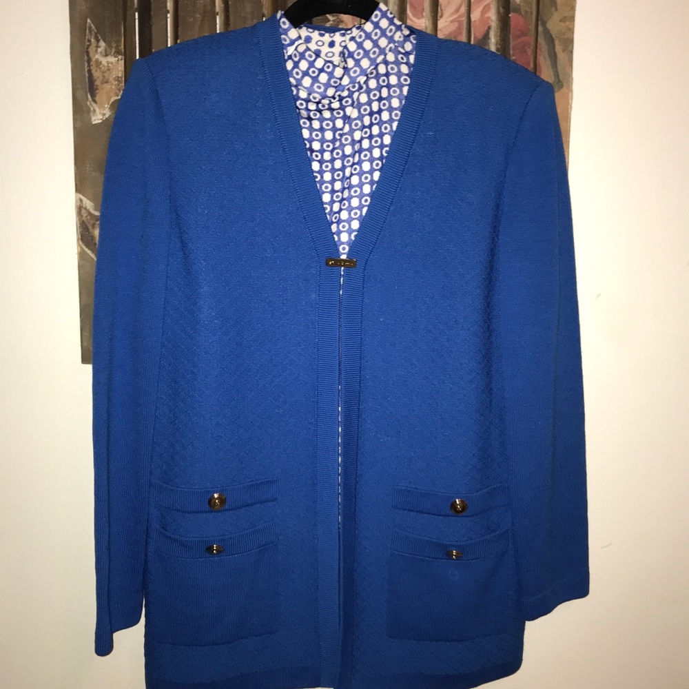 St. John Collection 2 piece knit cardigan and tank