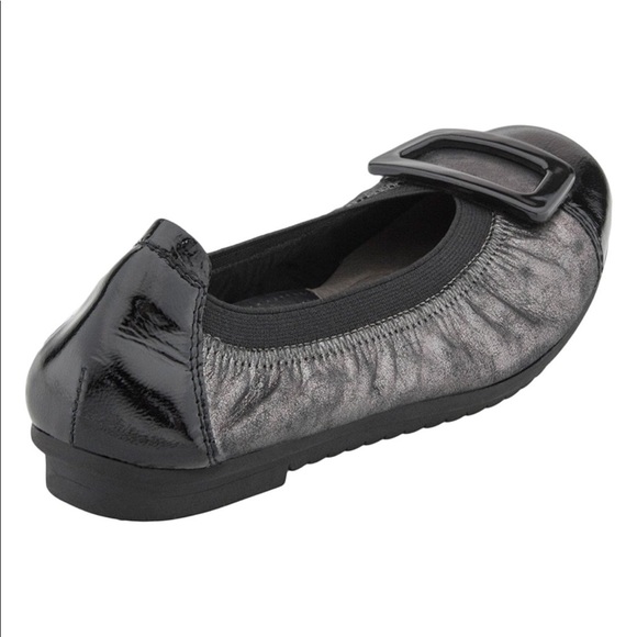 Distressed Leather Metallic Oversized Buckle Flats - Picture 7 of 8