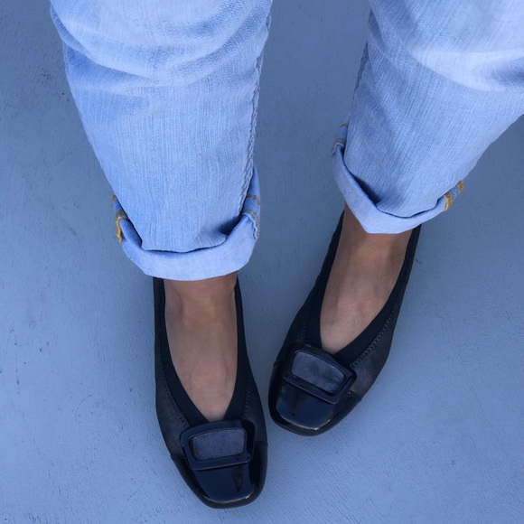 Distressed Leather Metallic Oversized Buckle Flats - Picture 2 of 8