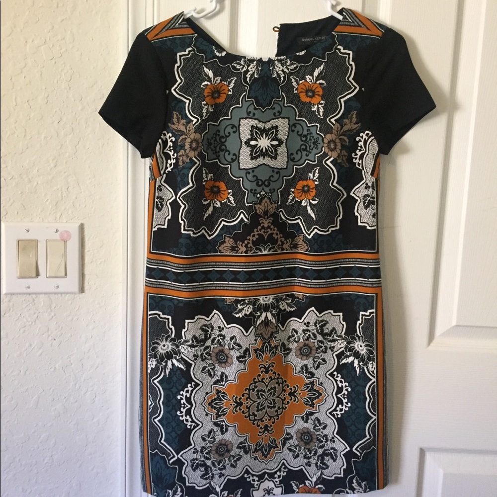 Classic dress