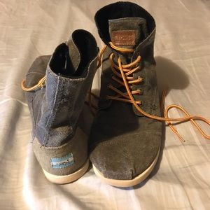 Toms boots