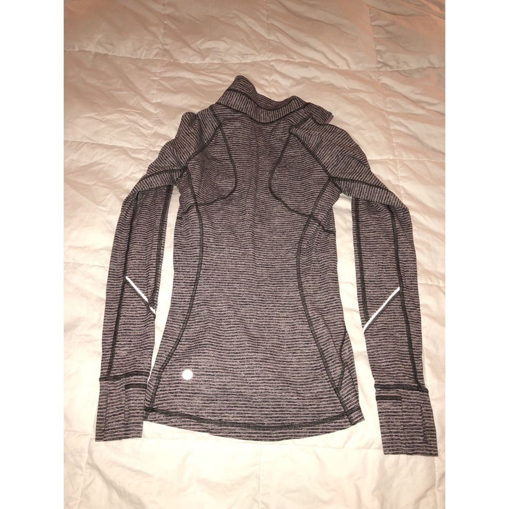 Lululemon Half Zip Pullover - image 4